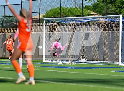 Thumbnail 1 in Davenport vs. Celina (UIL 4A Soccer Division I Final) photogallery.