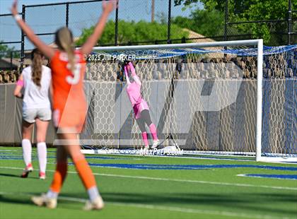 Thumbnail 2 in Davenport vs. Celina (UIL 4A Soccer Division I Final) photogallery.