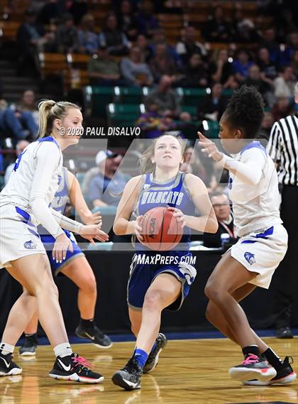 Thumbnail 2 in Fruita Monument vs. Grandview (CHSAA 5A Great 8) photogallery.
