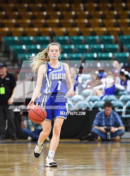 Thumbnail 1 in Fruita Monument vs. Grandview (CHSAA 5A Great 8) photogallery.
