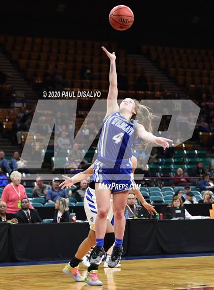 Thumbnail 2 in Fruita Monument vs. Grandview (CHSAA 5A Great 8) photogallery.