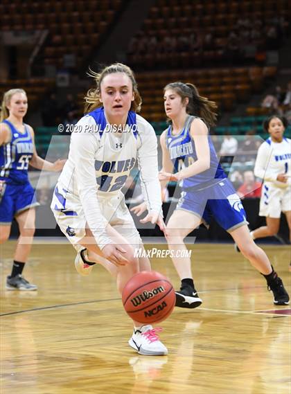 Thumbnail 1 in Fruita Monument vs. Grandview (CHSAA 5A Great 8) photogallery.