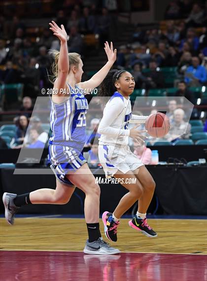 Thumbnail 2 in Fruita Monument vs. Grandview (CHSAA 5A Great 8) photogallery.