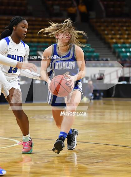 Thumbnail 2 in Fruita Monument vs. Grandview (CHSAA 5A Great 8) photogallery.