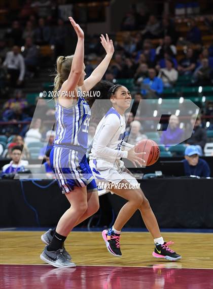 Thumbnail 3 in Fruita Monument vs. Grandview (CHSAA 5A Great 8) photogallery.