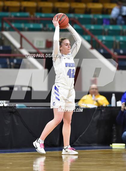 Thumbnail 3 in Fruita Monument vs. Grandview (CHSAA 5A Great 8) photogallery.