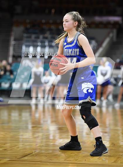 Thumbnail 1 in Fruita Monument vs. Grandview (CHSAA 5A Great 8) photogallery.