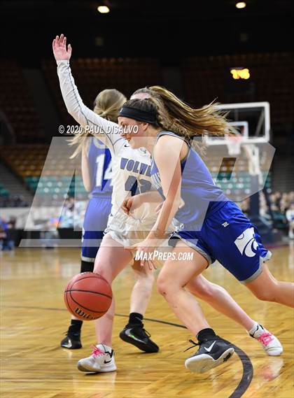 Thumbnail 3 in Fruita Monument vs. Grandview (CHSAA 5A Great 8) photogallery.