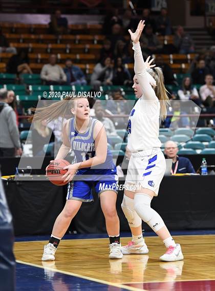 Thumbnail 3 in Fruita Monument vs. Grandview (CHSAA 5A Great 8) photogallery.