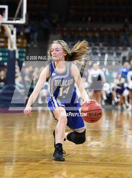Thumbnail 2 in Fruita Monument vs. Grandview (CHSAA 5A Great 8) photogallery.