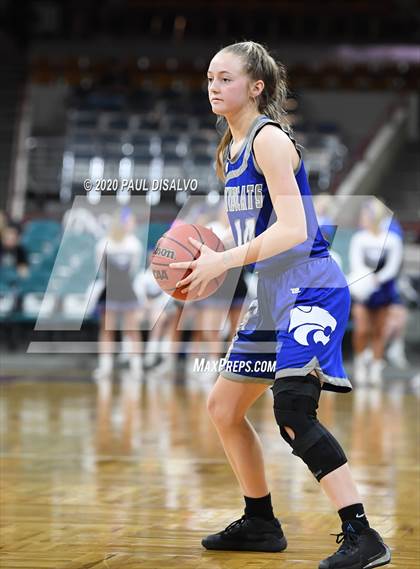 Thumbnail 2 in Fruita Monument vs. Grandview (CHSAA 5A Great 8) photogallery.