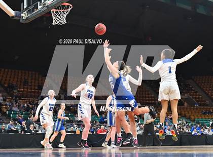 Thumbnail 3 in Fruita Monument vs. Grandview (CHSAA 5A Great 8) photogallery.