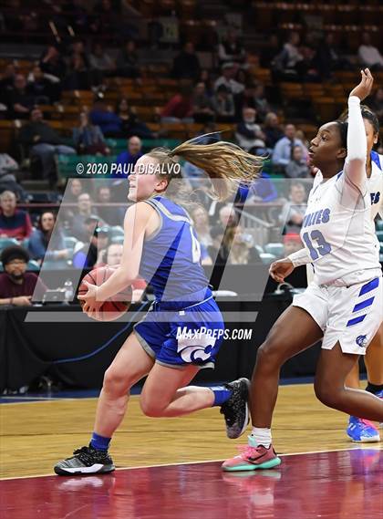 Thumbnail 1 in Fruita Monument vs. Grandview (CHSAA 5A Great 8) photogallery.