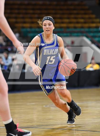 Thumbnail 2 in Fruita Monument vs. Grandview (CHSAA 5A Great 8) photogallery.