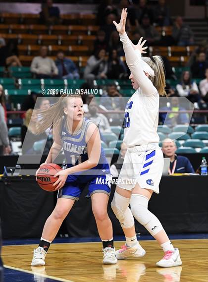 Thumbnail 1 in Fruita Monument vs. Grandview (CHSAA 5A Great 8) photogallery.