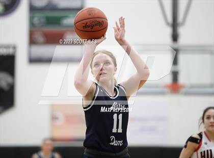 Thumbnail 3 in Notre Dame vs Hiland (OHSAA D4 Regional Final) photogallery.