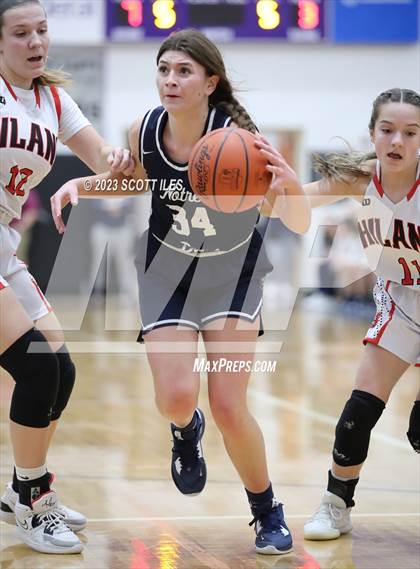 Thumbnail 2 in Notre Dame vs Hiland (OHSAA D4 Regional Final) photogallery.