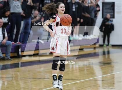 Thumbnail 3 in Notre Dame vs Hiland (OHSAA D4 Regional Final) photogallery.