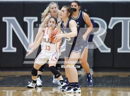 Thumbnail 1 in Notre Dame vs Hiland (OHSAA D4 Regional Final) photogallery.