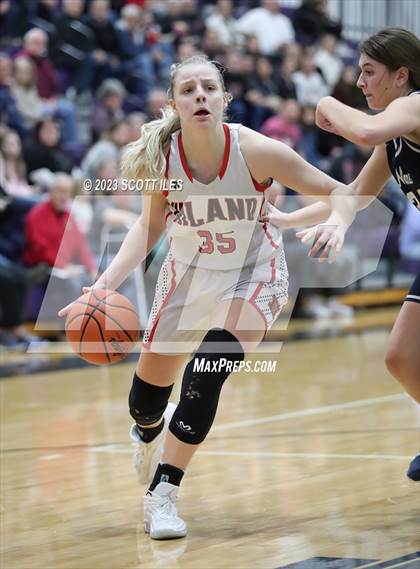 Thumbnail 2 in Notre Dame vs Hiland (OHSAA D4 Regional Final) photogallery.