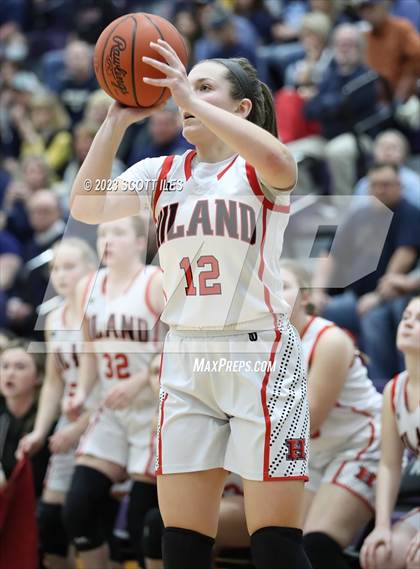 Thumbnail 3 in Notre Dame vs Hiland (OHSAA D4 Regional Final) photogallery.
