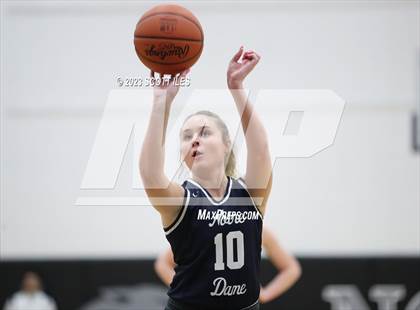 Thumbnail 1 in Notre Dame vs Hiland (OHSAA D4 Regional Final) photogallery.