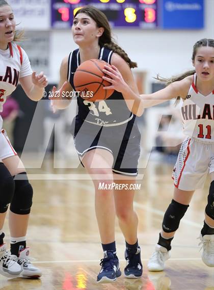 Thumbnail 3 in Notre Dame vs Hiland (OHSAA D4 Regional Final) photogallery.