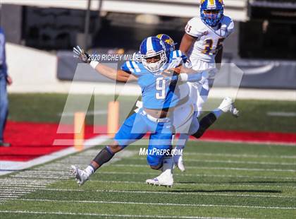Thumbnail 1 in Bryant vs. North Little Rock (AAA 7A Final) photogallery.