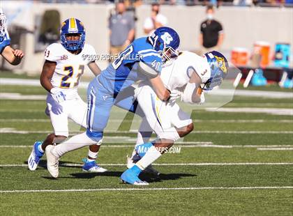 Thumbnail 3 in Bryant vs. North Little Rock (AAA 7A Final) photogallery.