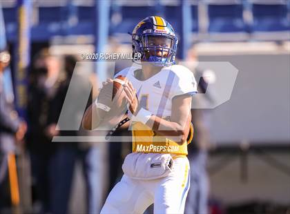Thumbnail 2 in Bryant vs. North Little Rock (AAA 7A Final) photogallery.