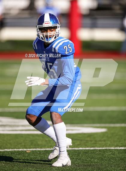 Thumbnail 2 in Bryant vs. North Little Rock (AAA 7A Final) photogallery.