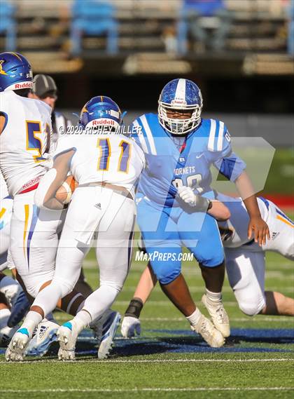 Thumbnail 1 in Bryant vs. North Little Rock (AAA 7A Final) photogallery.