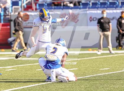Thumbnail 2 in Bryant vs. North Little Rock (AAA 7A Final) photogallery.