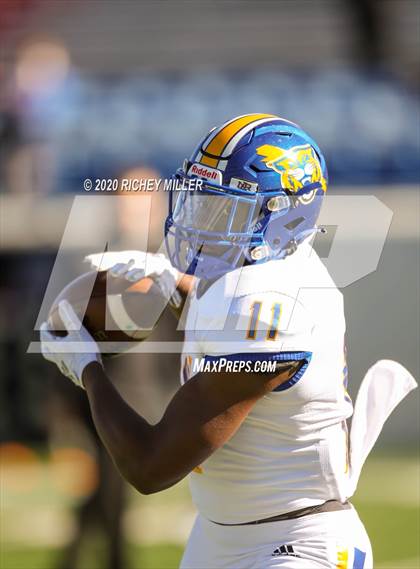 Thumbnail 1 in Bryant vs. North Little Rock (AAA 7A Final) photogallery.