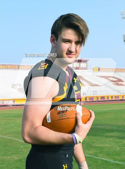 Thumbnail 1 in Mountain Pointe - Seniors photogallery.