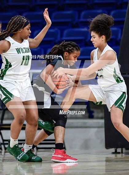 Thumbnail 2 in Dunbar vs Wilson  (DCIAA AA Final) photogallery.