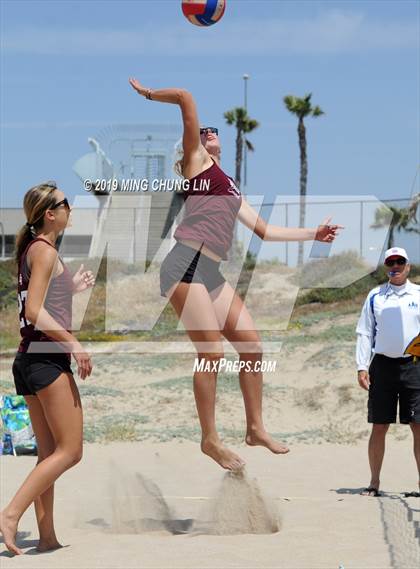 Thumbnail 2 in Santa Monica vs. Laguna Beach (IBVL Southern Pacific Semifinal) photogallery.