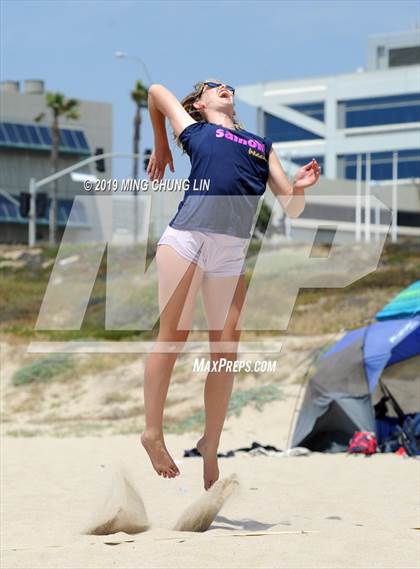 Thumbnail 3 in Santa Monica vs. Laguna Beach (IBVL Southern Pacific Semifinal) photogallery.
