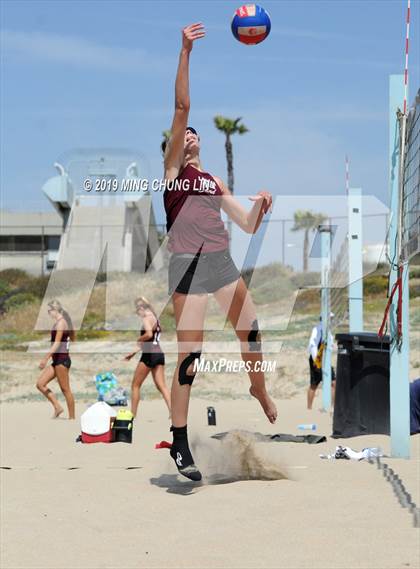Thumbnail 2 in Santa Monica vs. Laguna Beach (IBVL Southern Pacific Semifinal) photogallery.