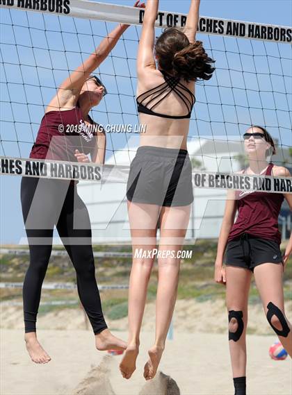 Thumbnail 2 in Santa Monica vs. Laguna Beach (IBVL Southern Pacific Semifinal) photogallery.