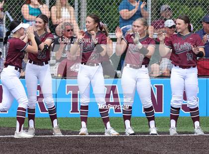 Thumbnail 2 in Tolono Unity vs. St. Joseph-Ogden (IHSA 2A Regional Final) photogallery.