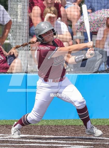 Thumbnail 1 in Tolono Unity vs. St. Joseph-Ogden (IHSA 2A Regional Final) photogallery.