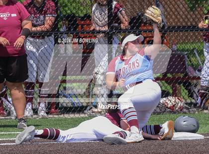 Thumbnail 2 in Tolono Unity vs. St. Joseph-Ogden (IHSA 2A Regional Final) photogallery.