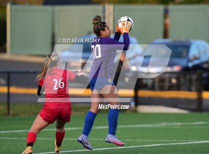 Thumbnail 3 in Mercy vs. Sacred Heart Academy (CIAC Class M Final) photogallery.