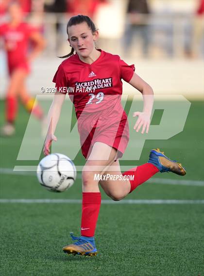 Thumbnail 2 in Mercy vs. Sacred Heart Academy (CIAC Class M Final) photogallery.