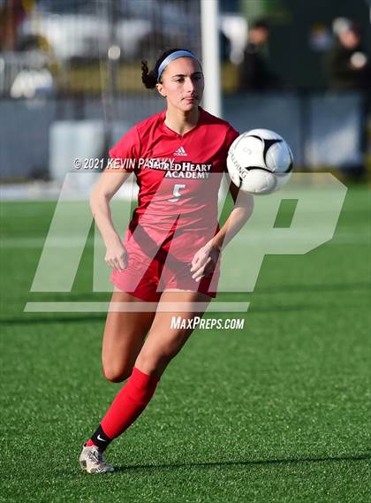 Thumbnail 2 in Mercy vs. Sacred Heart Academy (CIAC Class M Final) photogallery.