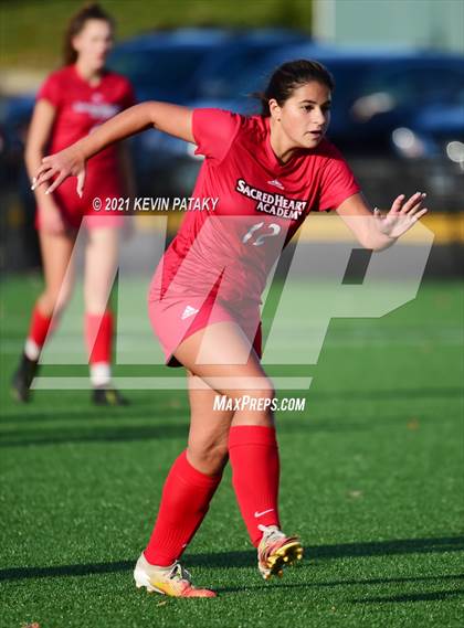 Thumbnail 3 in Mercy vs. Sacred Heart Academy (CIAC Class M Final) photogallery.