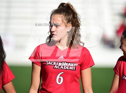 Thumbnail 2 in Mercy vs. Sacred Heart Academy (CIAC Class M Final) photogallery.