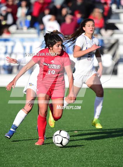 Thumbnail 3 in Mercy vs. Sacred Heart Academy (CIAC Class M Final) photogallery.