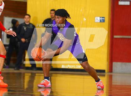 Thumbnail 3 in Lynwood vs. Dominguez photogallery.
